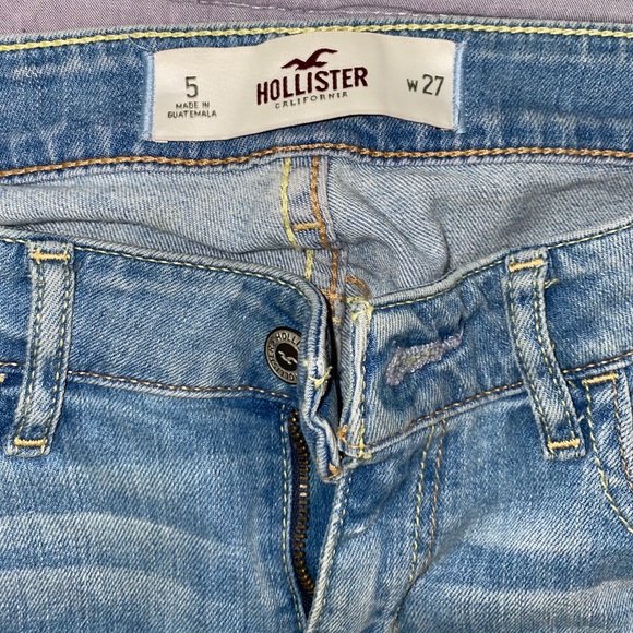 Hollister Jeans (low-rise) - Picture 4 of 5